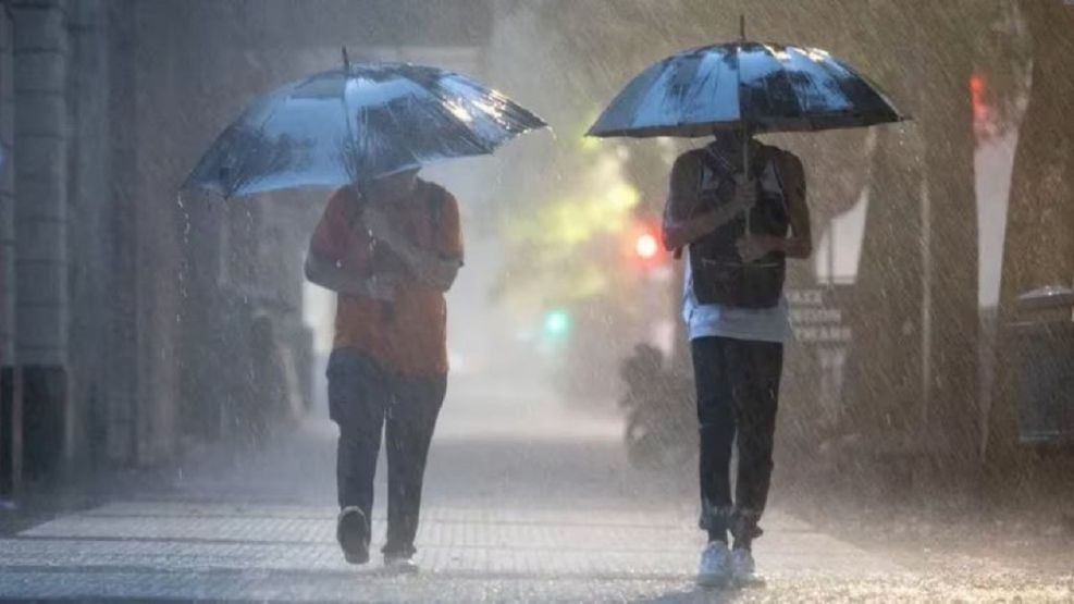 Lunes con alerta por chaparrones de lluvia